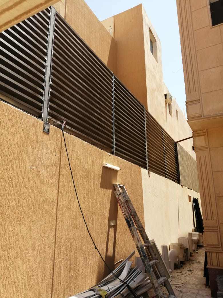 سواتر حديد حي العارض بالرياض | حماية وخصوصية للفلل والاحواش | 0556226781