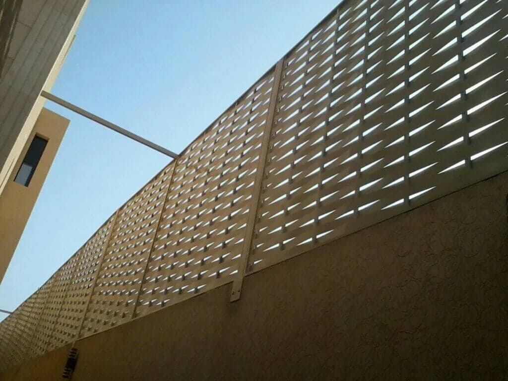 سواتر حديد حي العارض بالرياض | حماية وخصوصية للفلل والاحواش | 0556226781