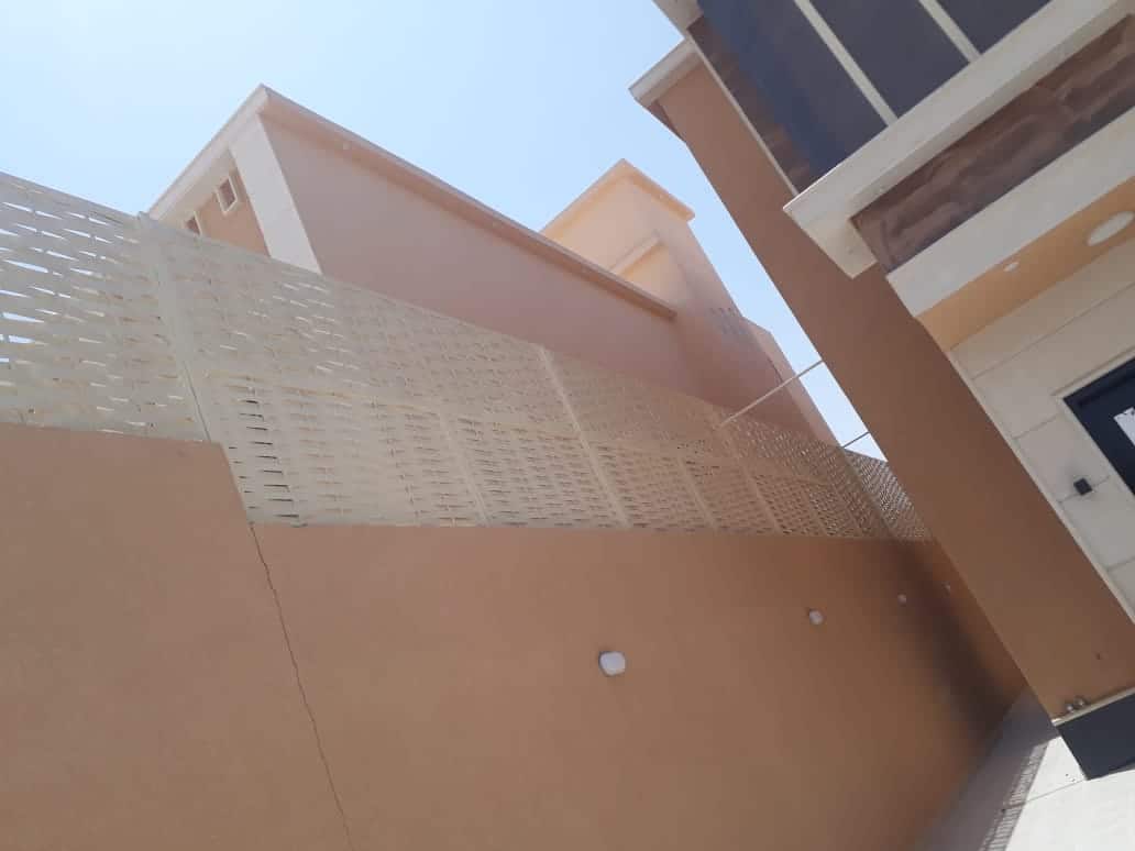سواتر قماش حي القيروان بالرياض | حجب رؤية وتظليل للمنازل