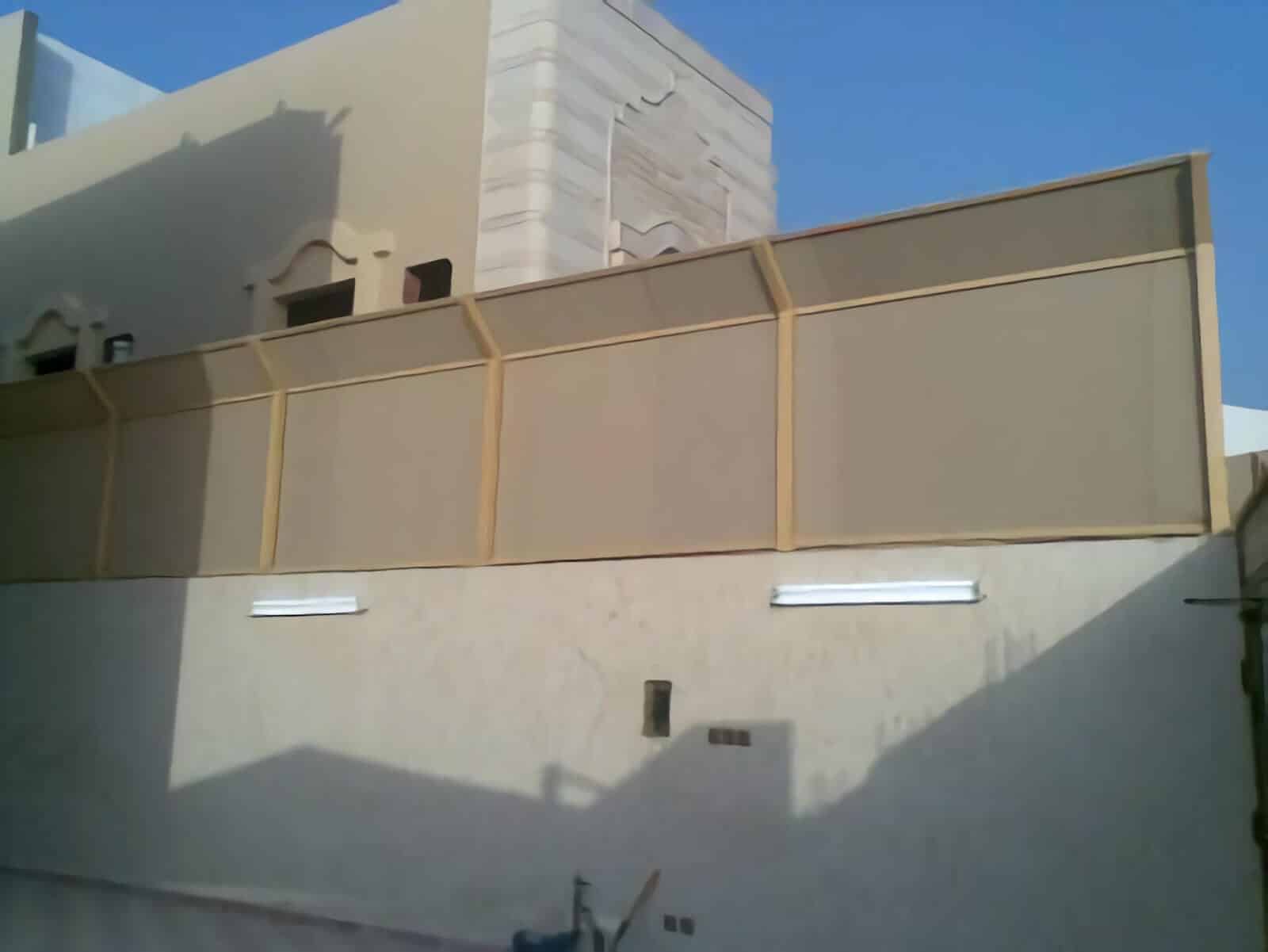 تركيب سواتر قماش بالرياض | الخصوصية العالية والحماية من الشمس