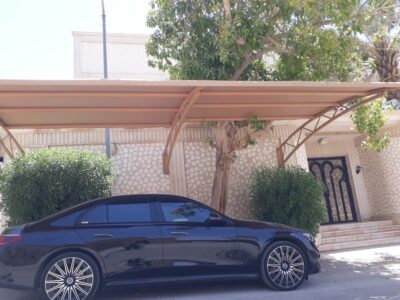 مظلات مواقف سيارات