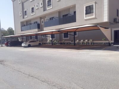 مظلات مواقف سيارات